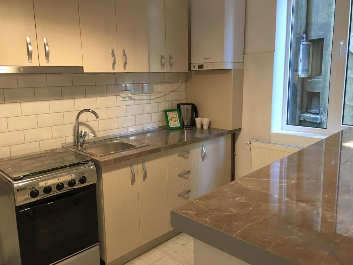 Relaxing Apartment And Great Location Бухарест Экстерьер фото