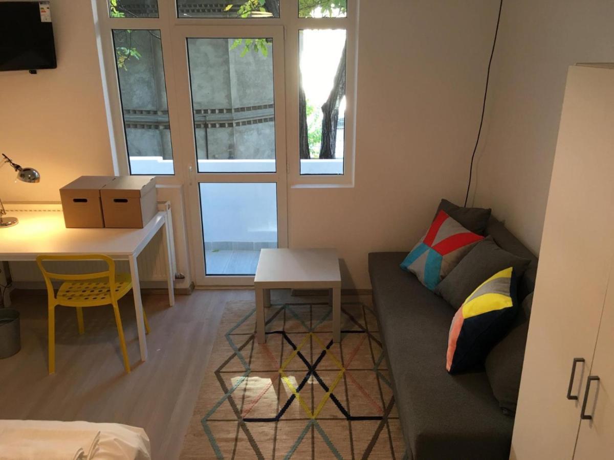 Relaxing Apartment And Great Location Бухарест Экстерьер фото